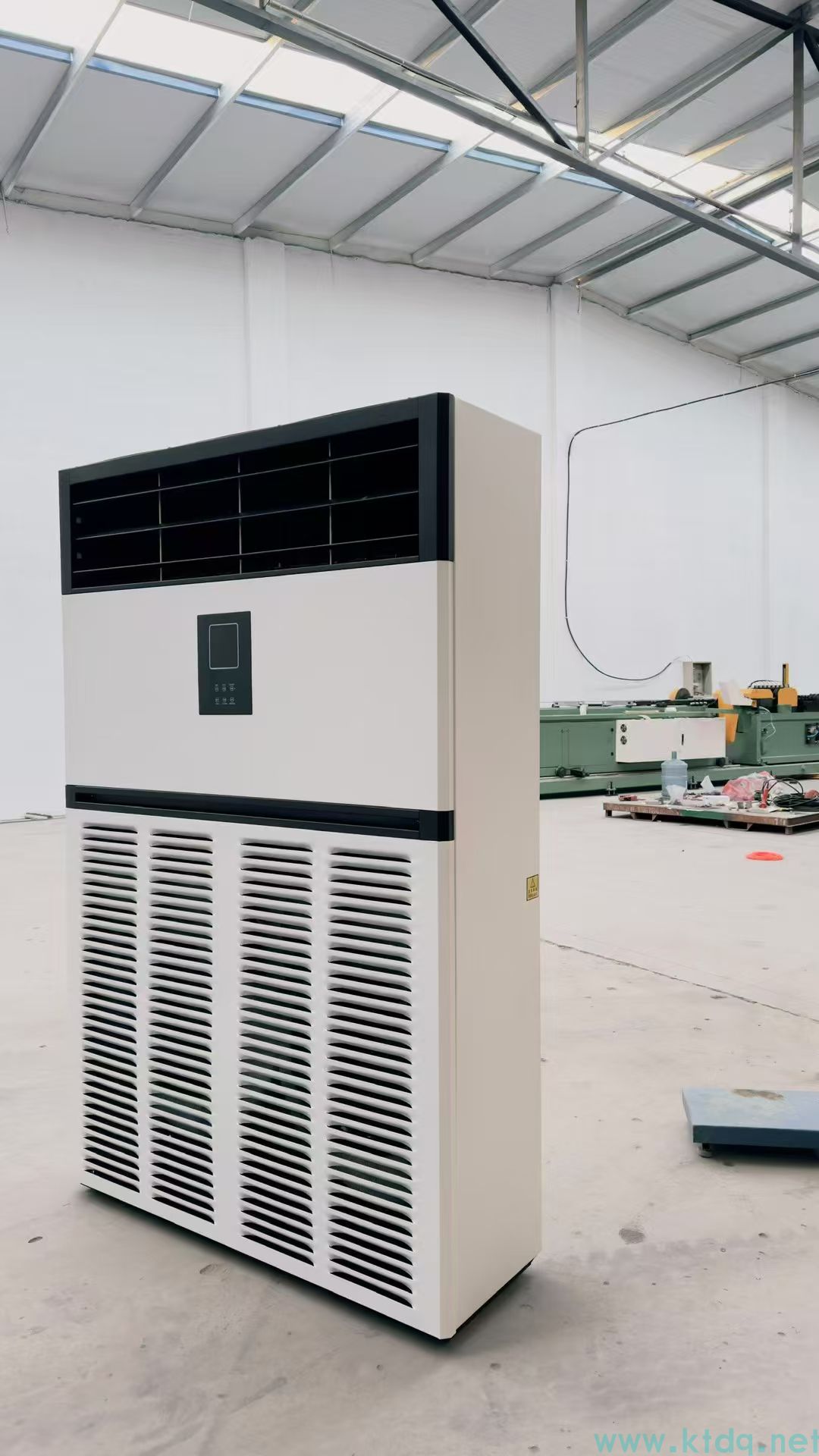 廠家供應大型10匹商用水空調(diào) 冷暖兩用水冷空調(diào)井水柜機(圖2) 廠家供應大型10匹商用水空調(diào) 冷暖兩用水冷空調(diào)井水柜機(圖2)